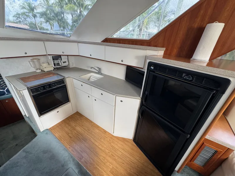 Slide: The Image of Silverton 392 Motor Yacht 1997 - 50