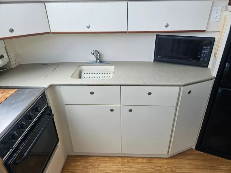 Slide: The Image of Silverton 392 Motor Yacht 1997 - 55