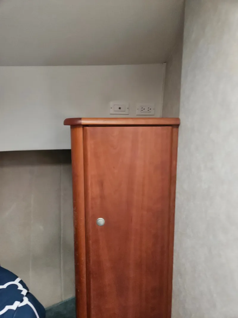 Slide: The Image of Silverton 392 Motor Yacht 1997 - 64