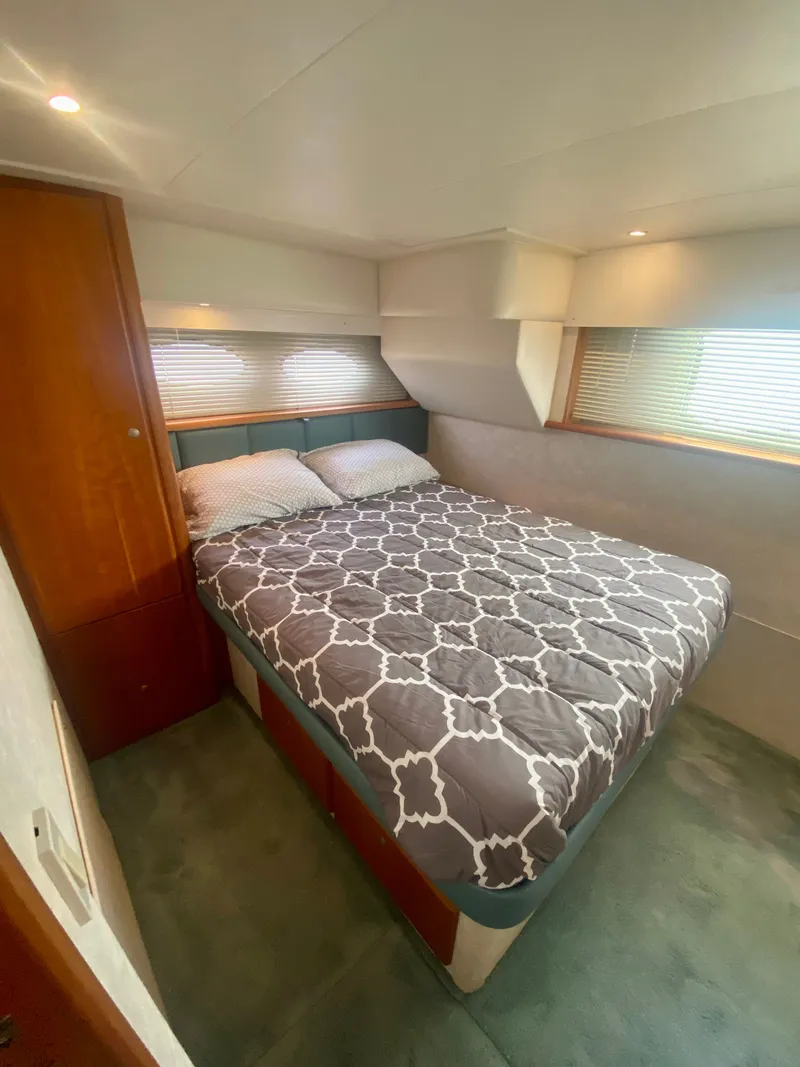 Slide: The Image of Silverton 392 Motor Yacht 1997 - 71