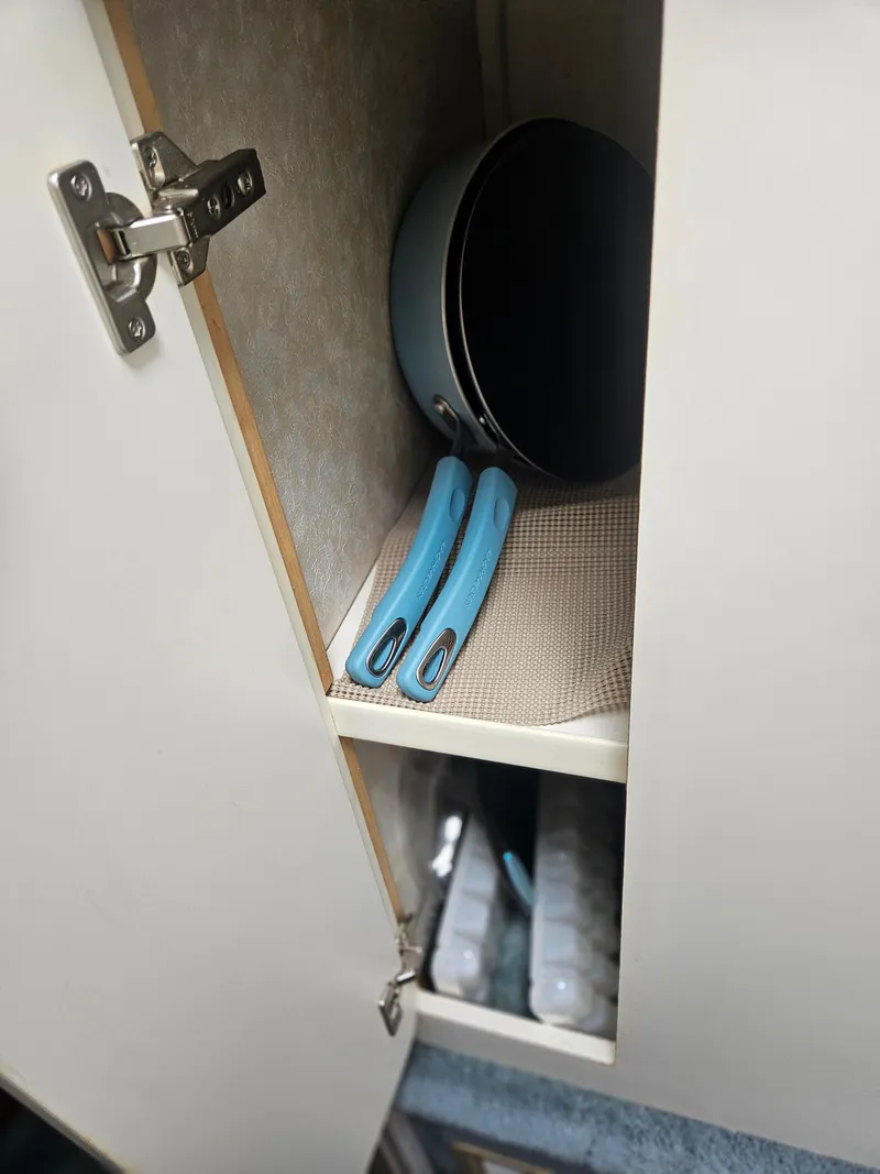 Slide: The Image of Silverton 392 Motor Yacht 1997 - 76