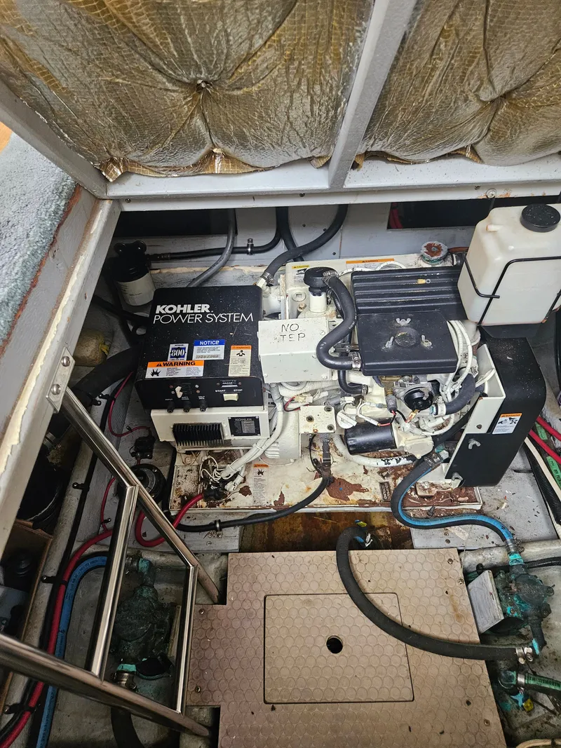 Slide: The Image of Silverton 392 Motor Yacht 1997 - 77