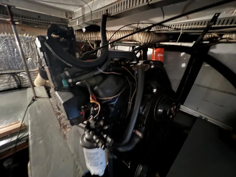 Slide: The Image of Carver 42 Aft Cabin Motor Yacht  - 31