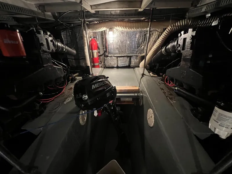 Slide: The Image of Carver 42 Aft Cabin Motor Yacht  - 32