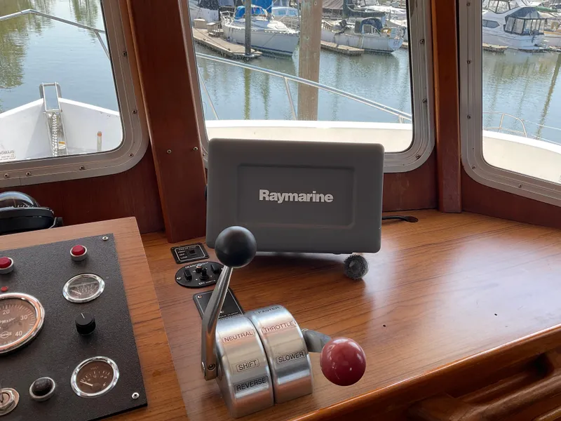 Slide: The Image of Sunnfjord Custom 1998 - 66