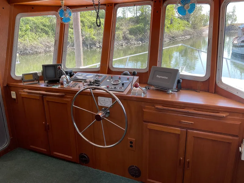 Slide: The Image of Sunnfjord Custom 1998 - 68