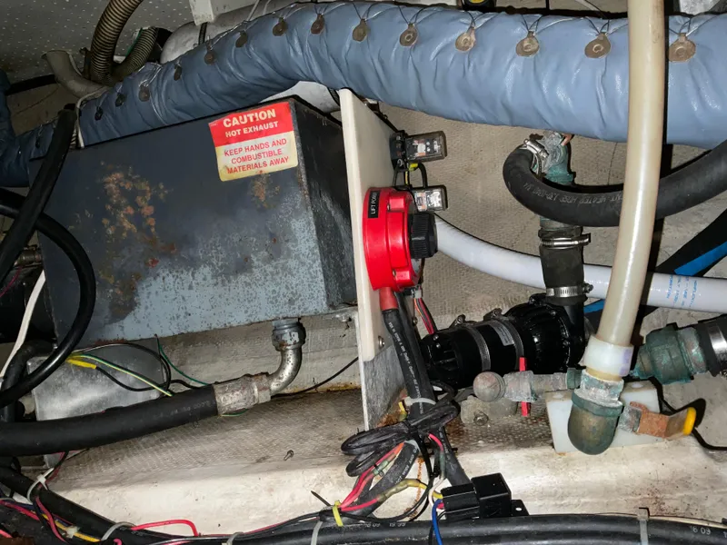 Slide: The Image of Sunnfjord Custom 1998 - 79