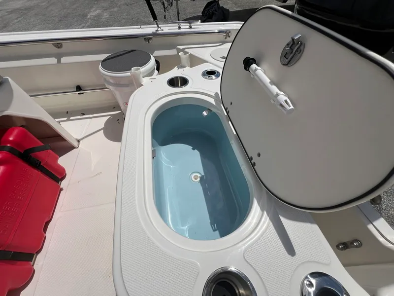 Slide: The Image of Boston whaler 150 Montauk 2023 - 8