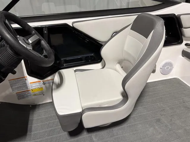 Slide: The Image of Yamaha SX190 2025 - 13