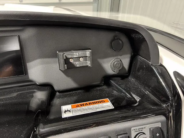 Slide: The Image of Yamaha SX190 2025 - 16