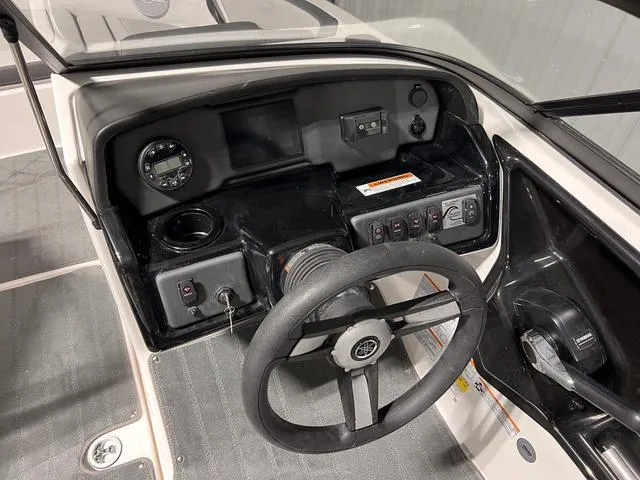 Slide: The Image of Yamaha AR190 2025 - 12