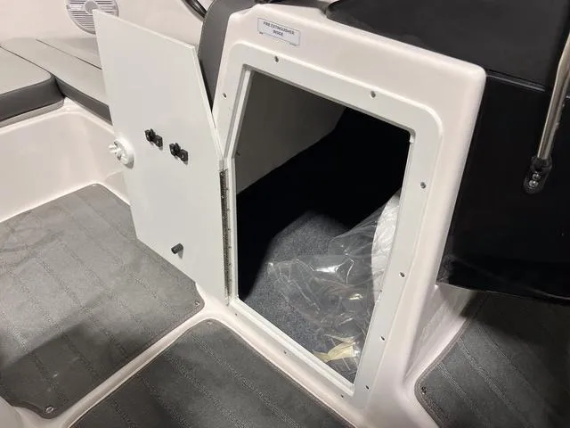 Slide: The Image of Yamaha AR190 2025 - 15