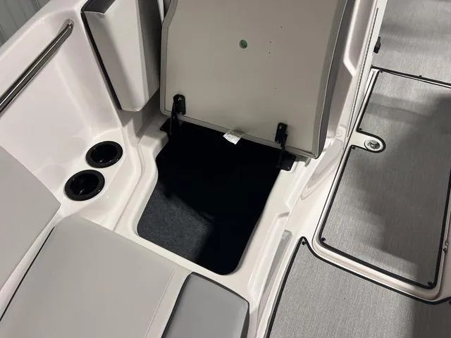 Slide: The Image of Yamaha AR220 2025 - 22