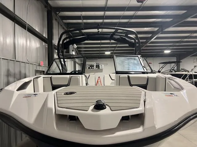 Slide: The Image of Yamaha AR220 2025 - 4