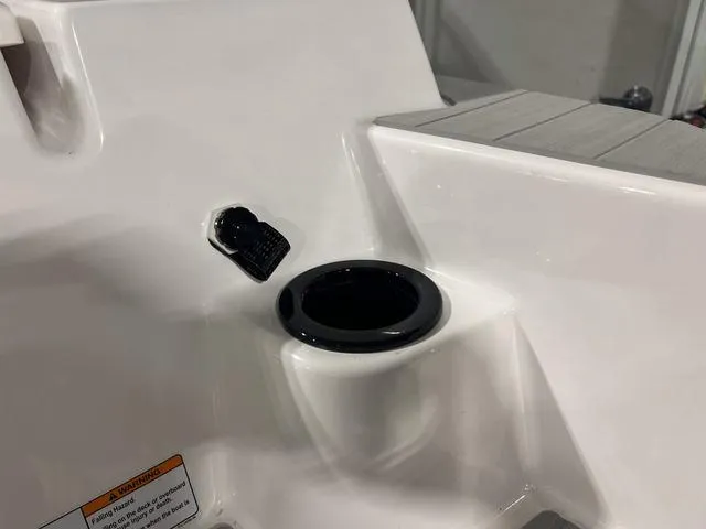 Slide: The Image of Yamaha AR220 2025 - 6