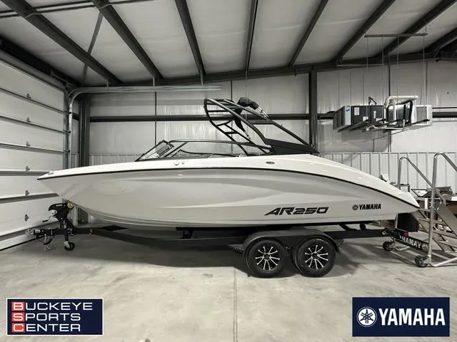 Slide: The Image of Yamaha AR250 2025 - 1