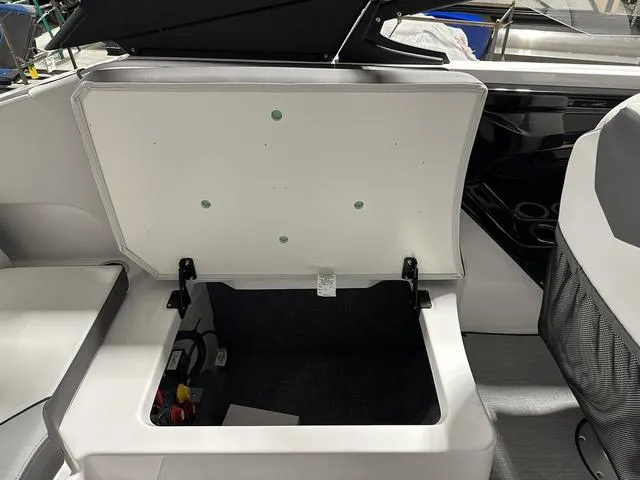 Slide: The Image of Yamaha AR250 2025 - 17