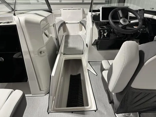 Slide: The Image of Yamaha AR250 2025 - 20