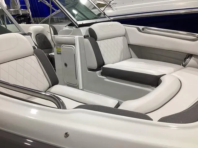 Slide: The Image of Crownline Boats E220 XS 2024 - 10