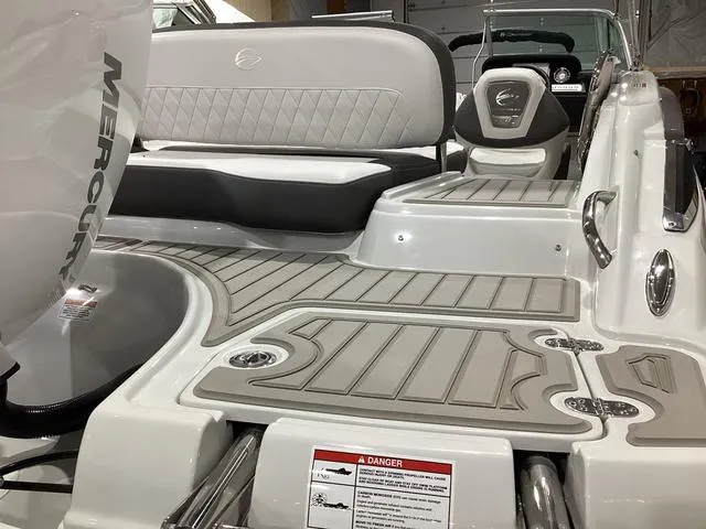 Slide: The Image of Crownline Boats E220 XS 2024 - 4