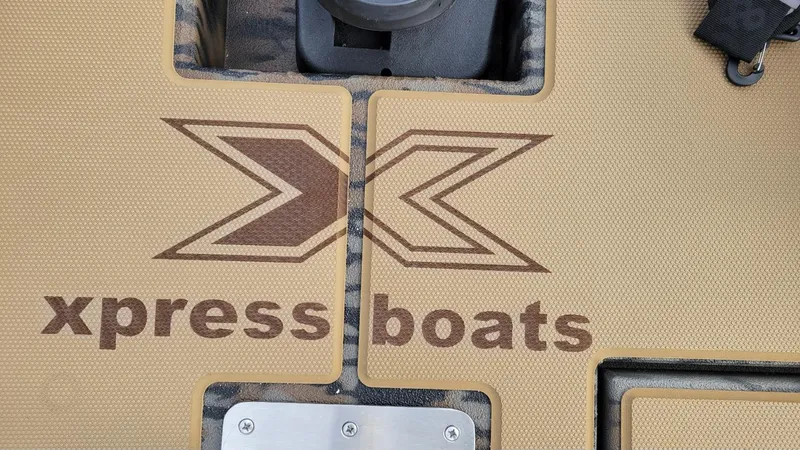 Slide: The Image of Xpress Boats logo on 2025 H17 Bass with Yamaha Vmax 90 SHO. - 9