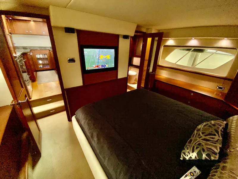 Slide: The Image of Sea Ray 580 Sundancer 2013 - 71