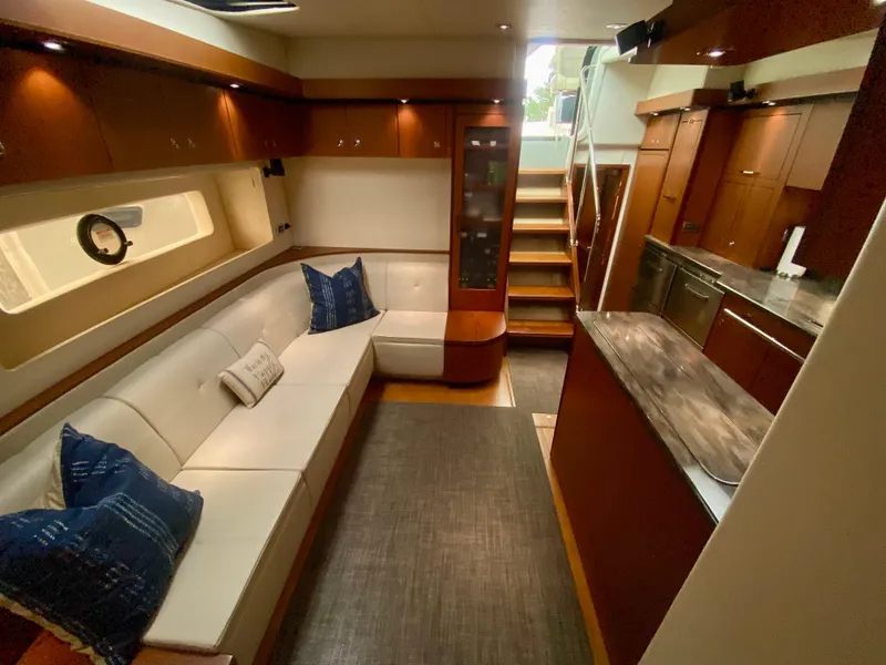 Slide: The Image of Sea Ray 580 Sundancer 2013 - 56