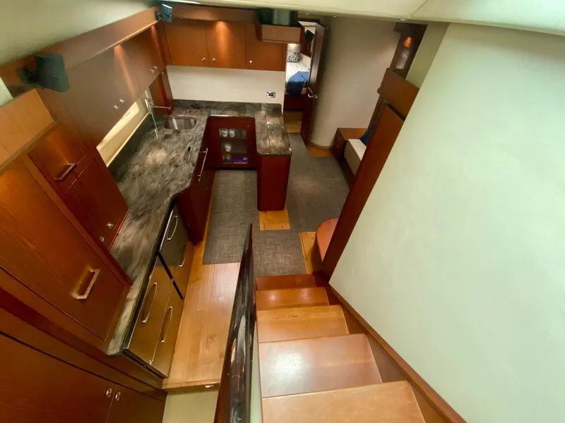 Slide: The Image of Sea Ray 580 Sundancer 2013 - 53