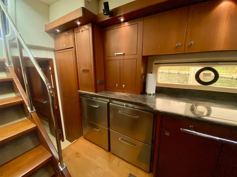 Slide: The Image of Sea Ray 580 Sundancer 2013 - 59