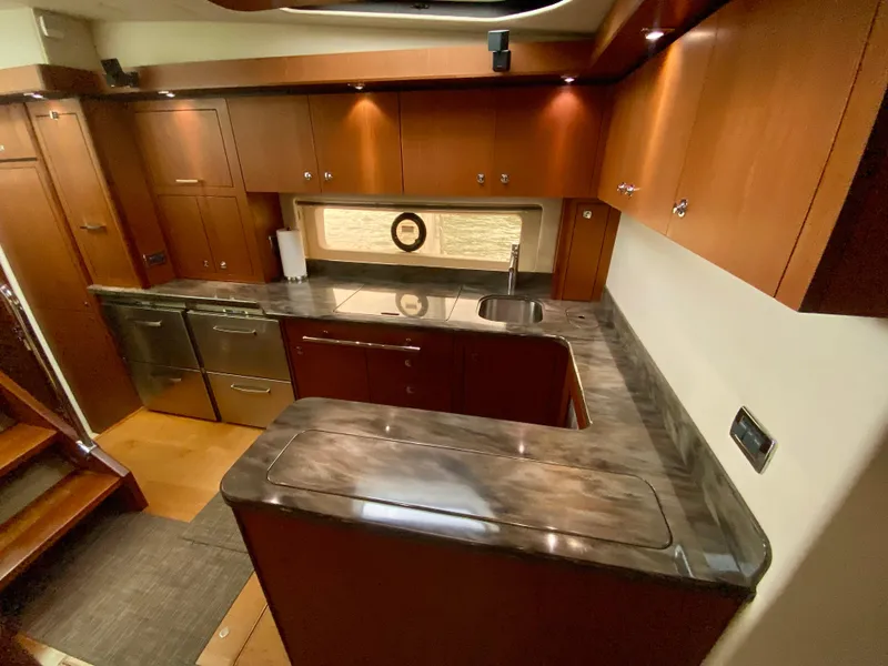 Slide: The Image of Sea Ray 580 Sundancer 2013 - 63