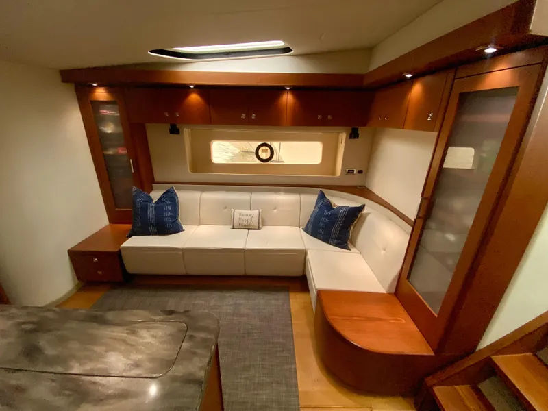 Slide: The Image of Sea Ray 580 Sundancer 2013 - 55
