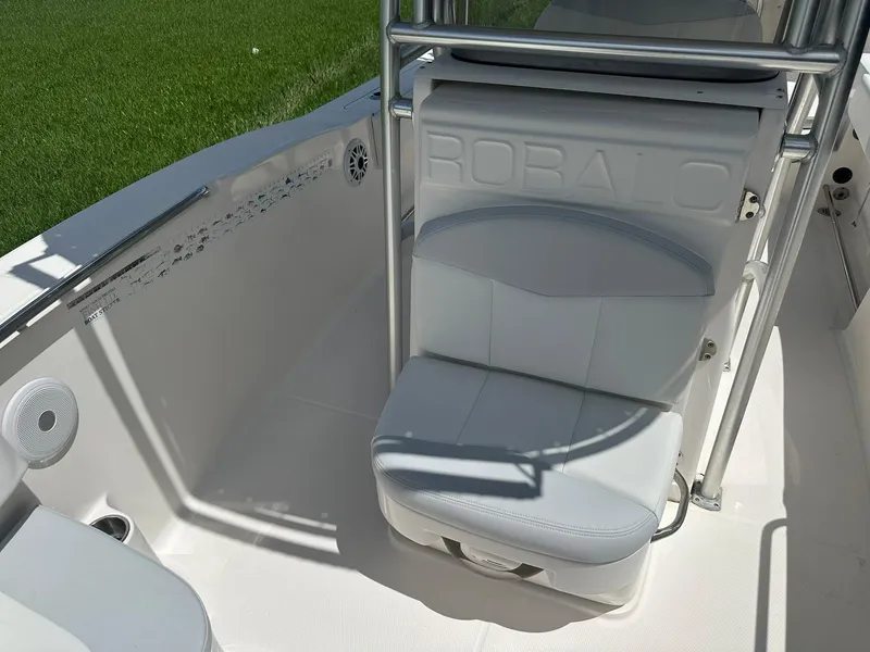Slide: The Image of 2016 Robalo R200 Center Console boat seat with stainless steel frame. - 21