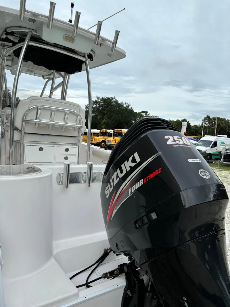 Slide: The Image of 2017 Pro-Line 23 Sport boat with Suzuki 250 HP four-stroke engine. - 33