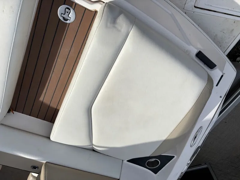 Slide: The Image of Regal BOWRIDER 2300 2012 - 3