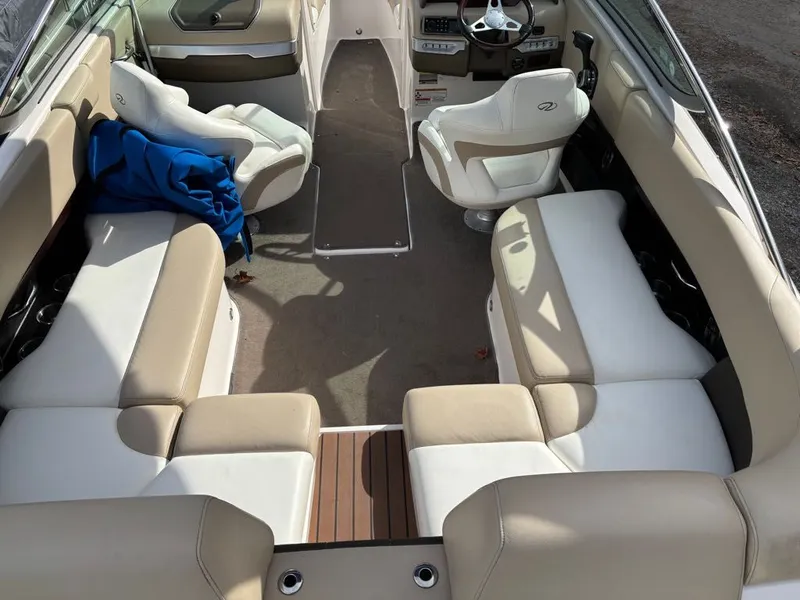 Slide: The Image of Regal BOWRIDER 2300 2012 - 5