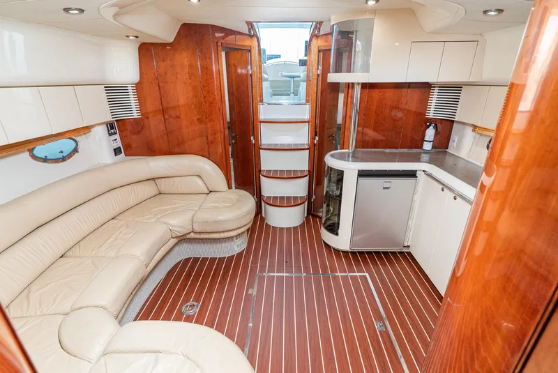 Slide: The Image of Fairline 48 Targa 2000 - 32