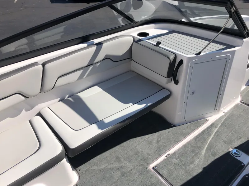 Slide: The Image of 2025 Yamaha Boats AR190 interior seating with sleek design and modern features. - 20