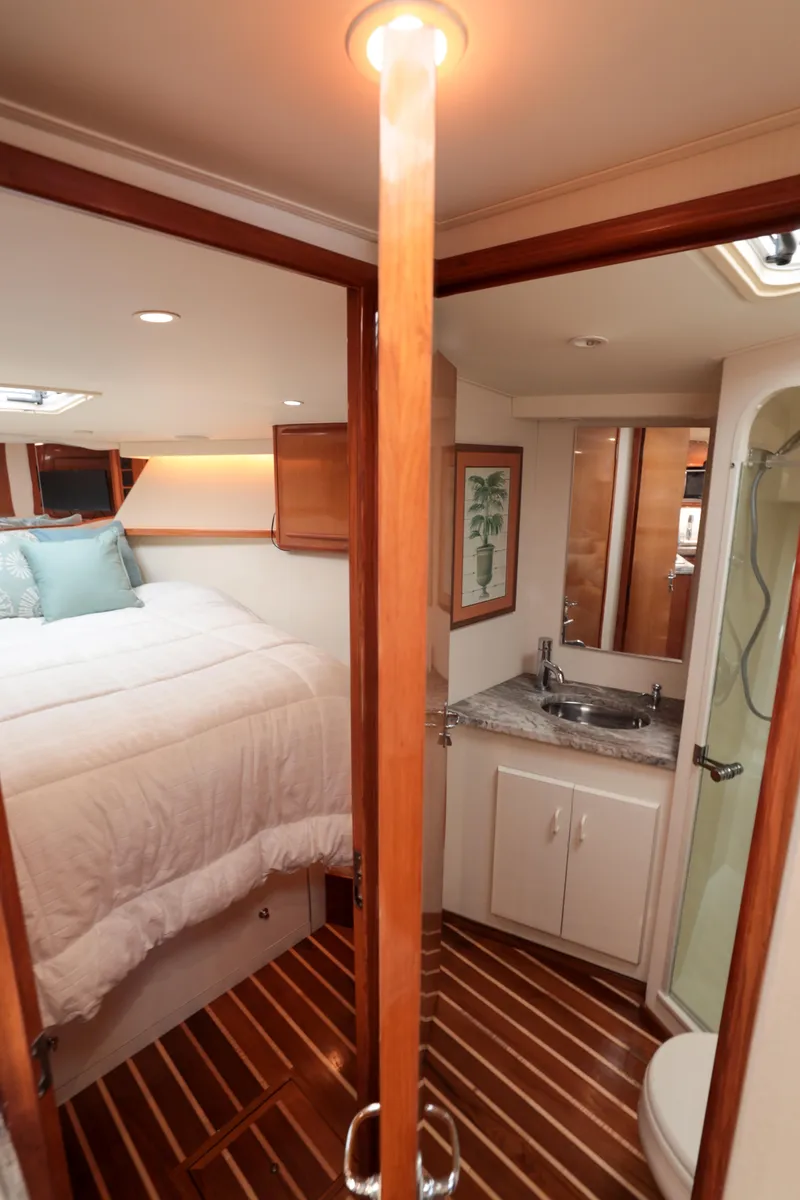 Slide: The Image of Viking 43 Open 2000 - 11