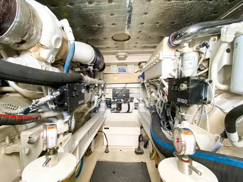 Slide: The Image of Viking 43 Open 2000 - 7