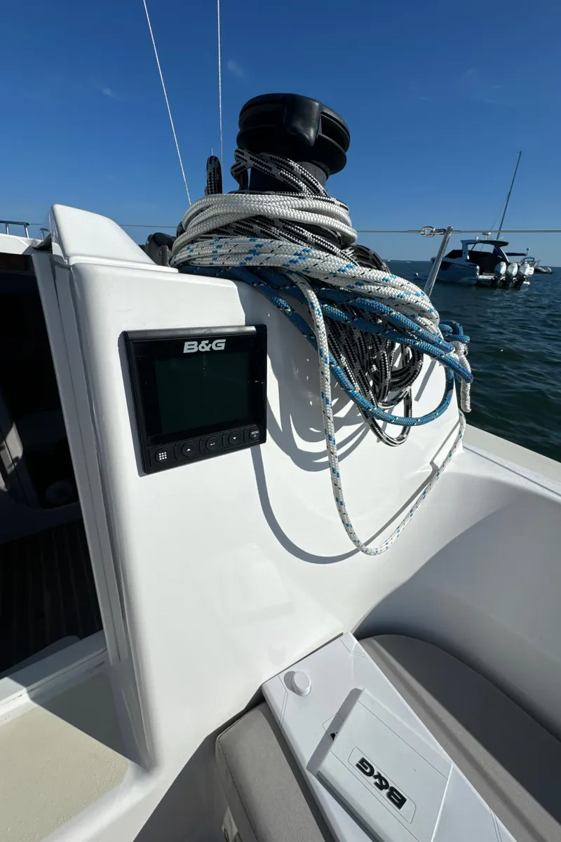 Slide: The Image of 2022 J Boats J/9 sailboat cockpit with ropes and B&G navigation system. - 4