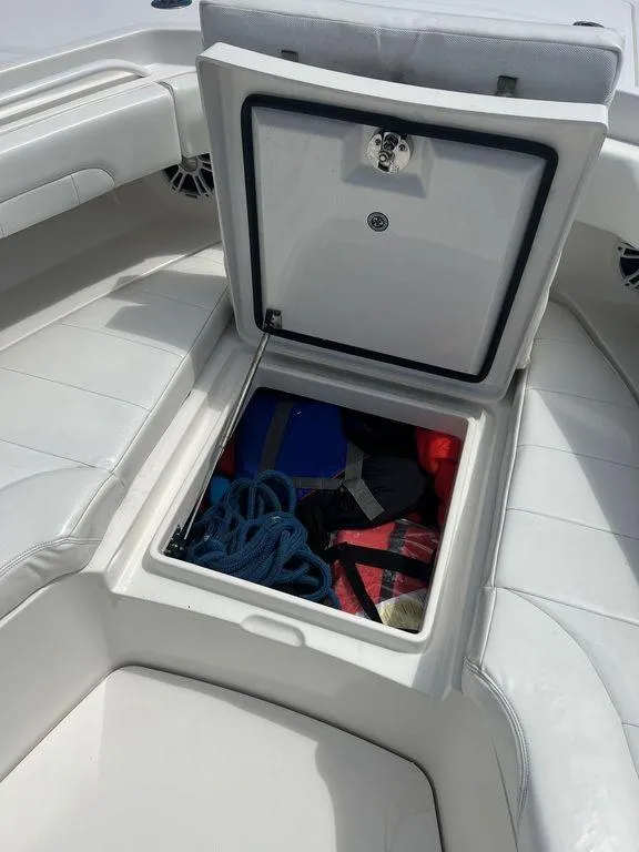 Slide: The Image of Regulator Marine 41 2021 - 57