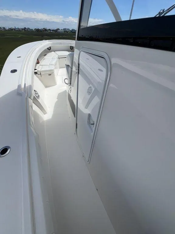 Slide: The Image of Regulator Marine 41 2021 - 58