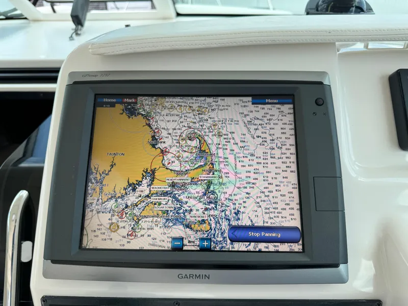 Slide: The Image of garmin gps - 28