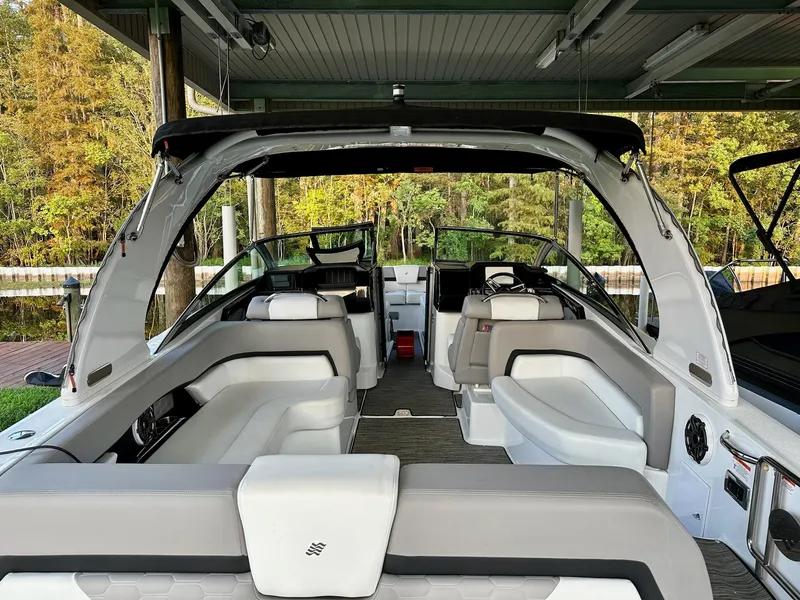 Slide: The Image of Four Winns H290 2020 - 25