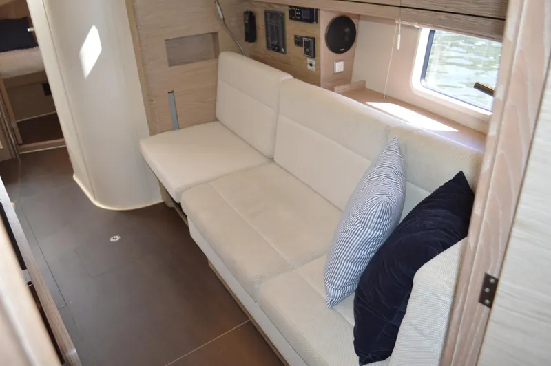 Slide: The Image of Hanse 418 - Port Side Settee Converted (2) - 56