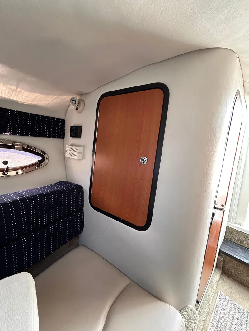 Slide: The Image of Crownline Boats 255 CCR 2007 - 51