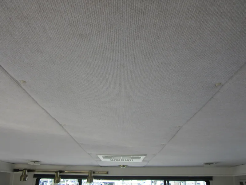 Slide: The Image of Gibson 44 Classic 1995 - 67