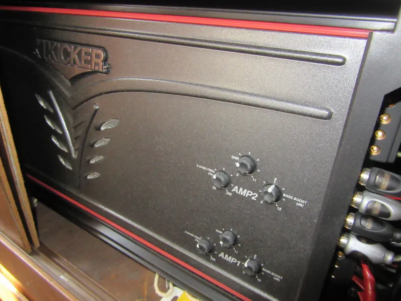 Slide: The Image of Gibson 44 Classic 1995 - 72