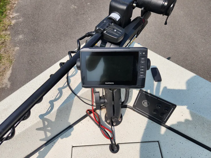 Slide: The Image of 2022 Ranger RB200 boat with Garmin fishfinder and trolling motor on deck. - 6