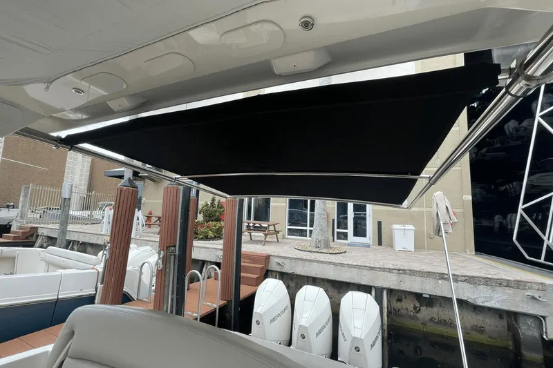 Slide: The Image of Boston Whaler 350 Realm 2020 - 45